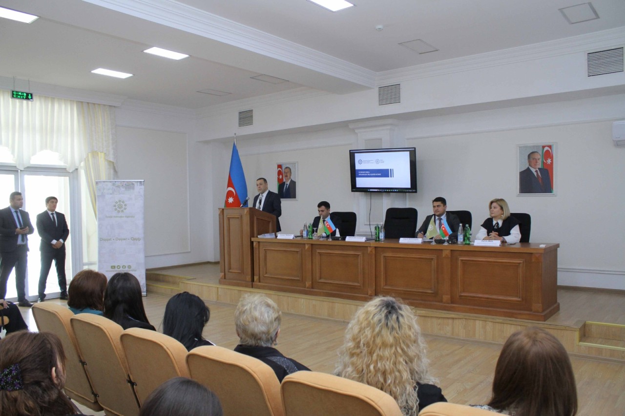 ADAU-da ictimai dinləmə keçirilib - FOTOLAR